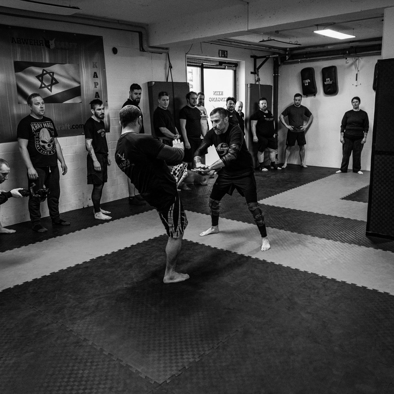 Partnerübung im Bootcamp
