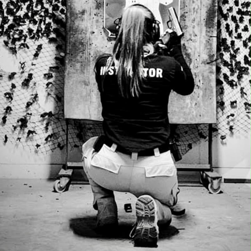 Tactical Shooting — kniend am Ziel